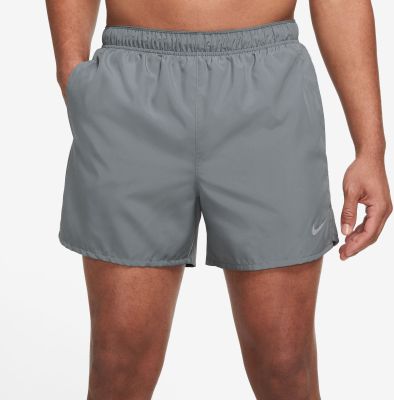 M NK DF CHALLENGER 5BF SHORT in grau