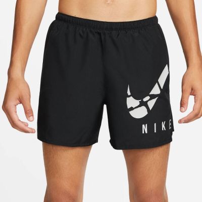 NIKE Herren M NK DF CHLNR SHRT 5BF RUN DVN in schwarz