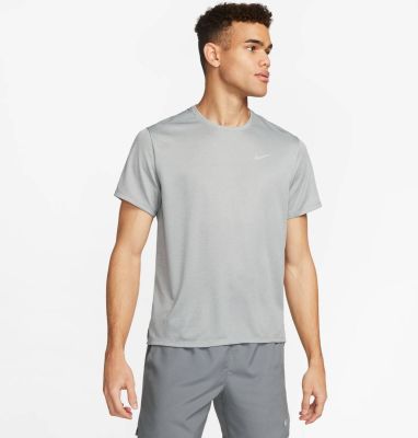 NIKE Herren M NK DF UV MILER SS in weiß