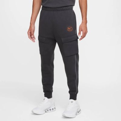 Nike M Nsw Sw Air Cargo Pant Flc Bb - anthracite/safety orange in 061 anthracite/safety orange