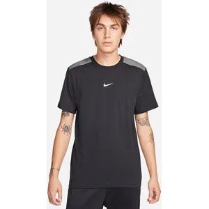 Nike M Nsw Sp Graphic Tee in 010 black/iron grey